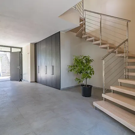 וילה Villa Del Sasso Cremia Lakefront Villa With Jacuzzi And Pool Cremia