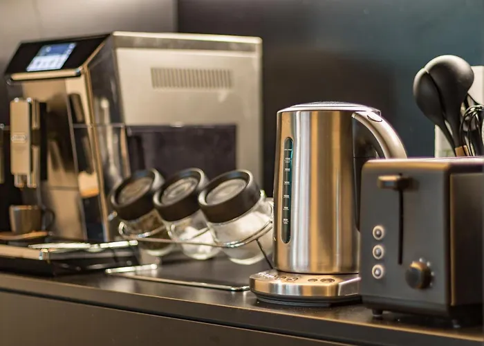 Βίλα Del Sasso, *